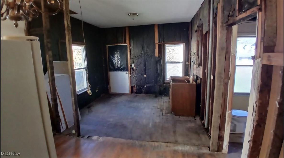 Parkersburg, West Virginia 26101, United States, 3 Bedrooms Bedrooms, ,1 BathroomBathrooms,Residential,Active,239690