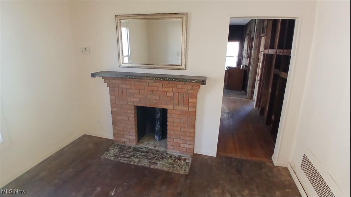 Parkersburg, West Virginia 26101, United States, 3 Bedrooms Bedrooms, ,1 BathroomBathrooms,Residential,Active,239690