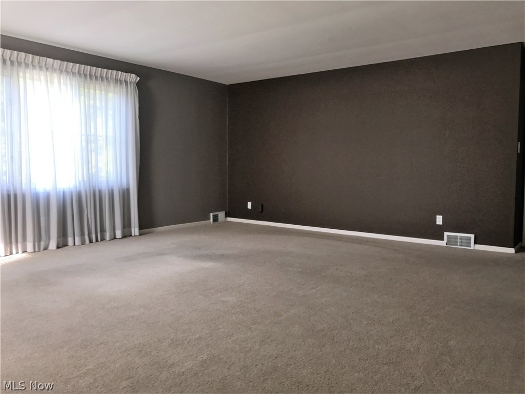 Van Sweringen Company's Sub 23 - Residential Lease