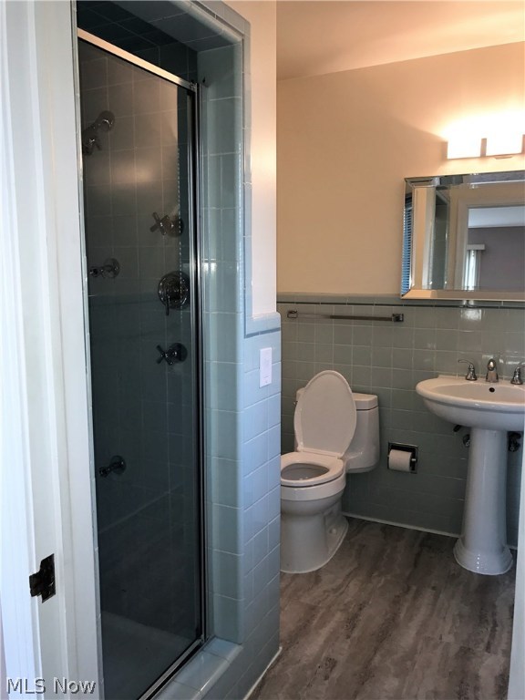 Van Sweringen Company's Sub 23 - Residential Lease