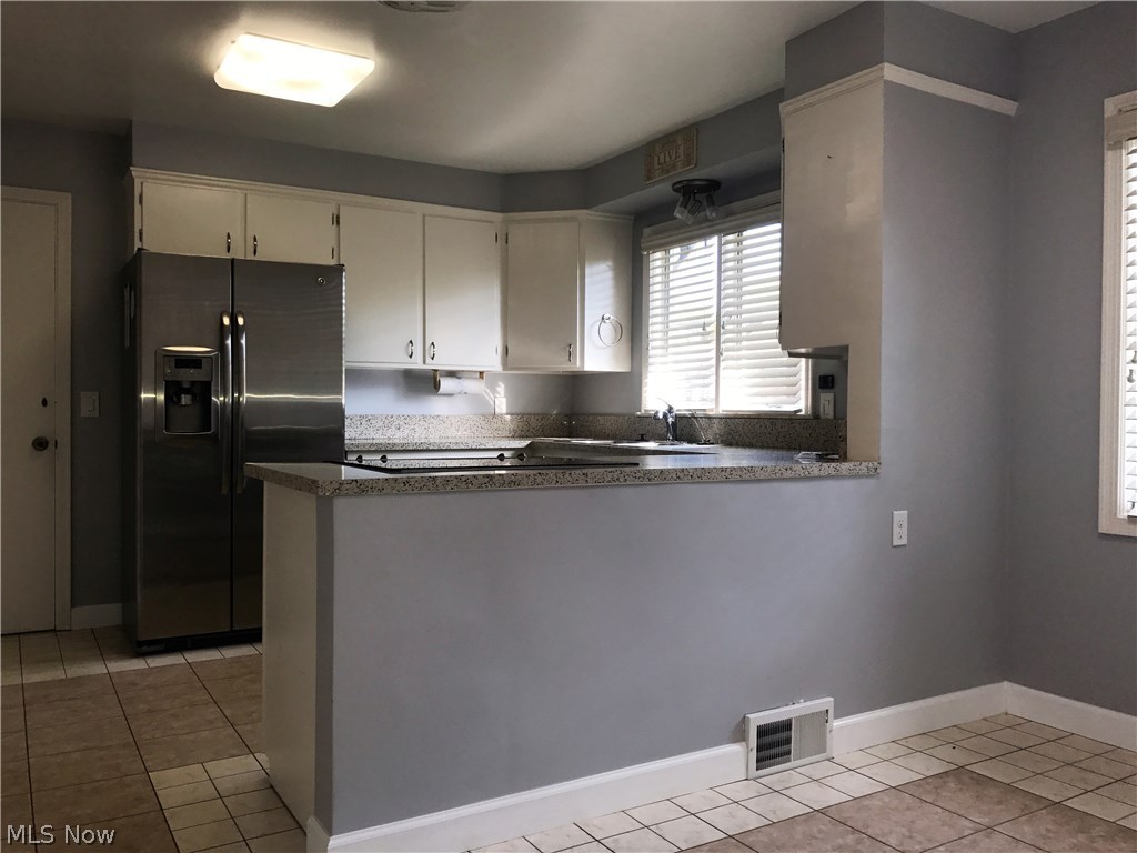 Van Sweringen Company's Sub 23 - Residential Lease