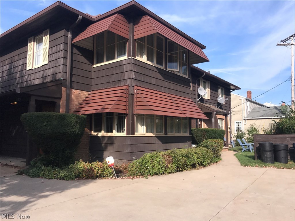 Van Sweringen Company's Sub 23 - Residential Lease