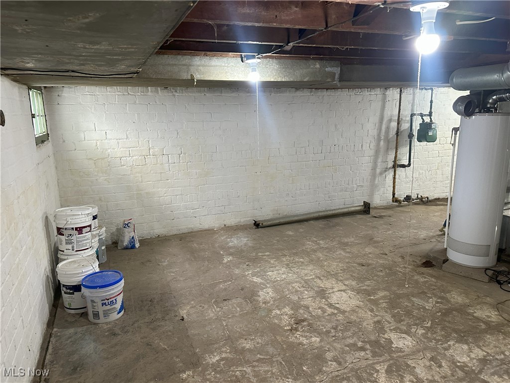 Cleveland, Ohio 44112, United States, 3 Bedrooms Bedrooms, ,1 BathroomBathrooms,Residential,Active,16873