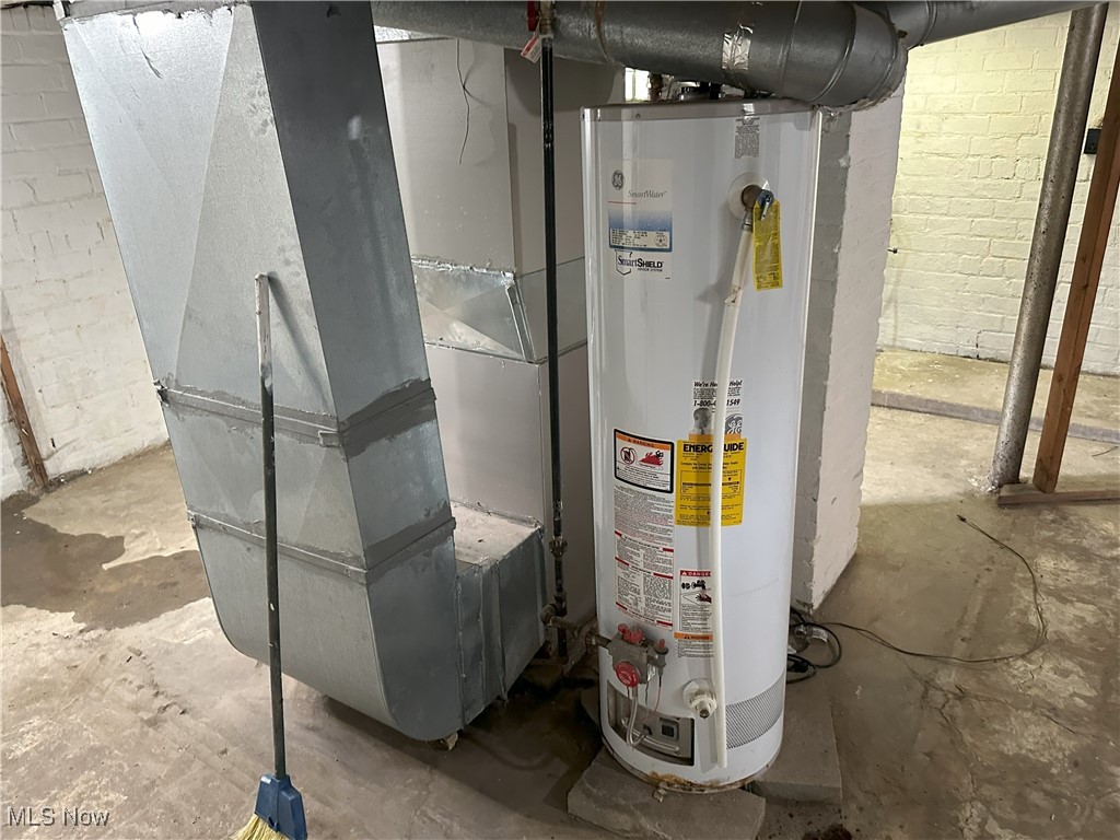 Cleveland, Ohio 44112, United States, 3 Bedrooms Bedrooms, ,1 BathroomBathrooms,Residential,Active,16873