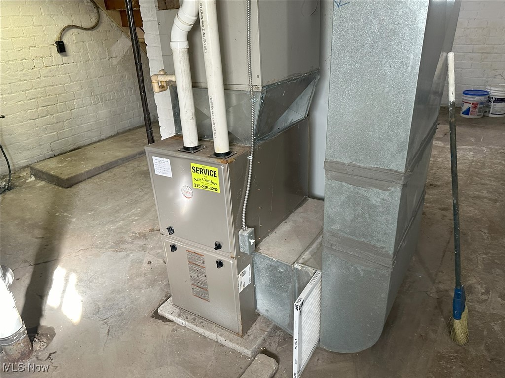 Cleveland, Ohio 44112, United States, 3 Bedrooms Bedrooms, ,1 BathroomBathrooms,Residential,Active,16873