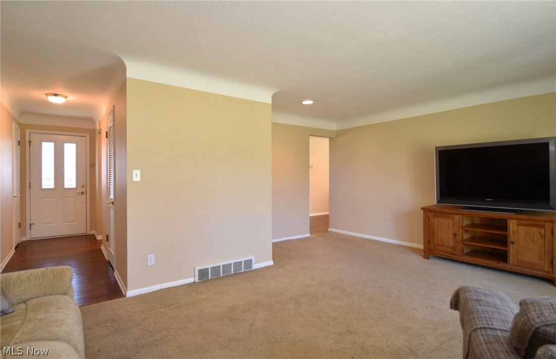 D Neros 09d 01 - Residential