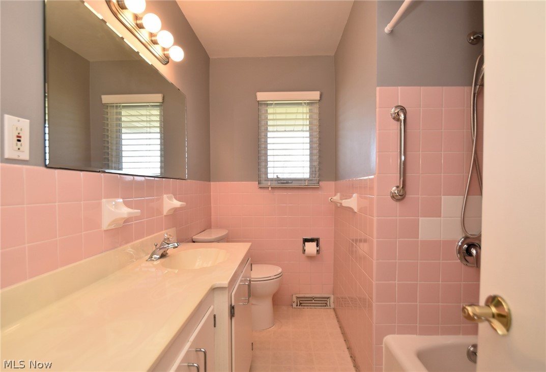 D Neros 09d 01 - Residential