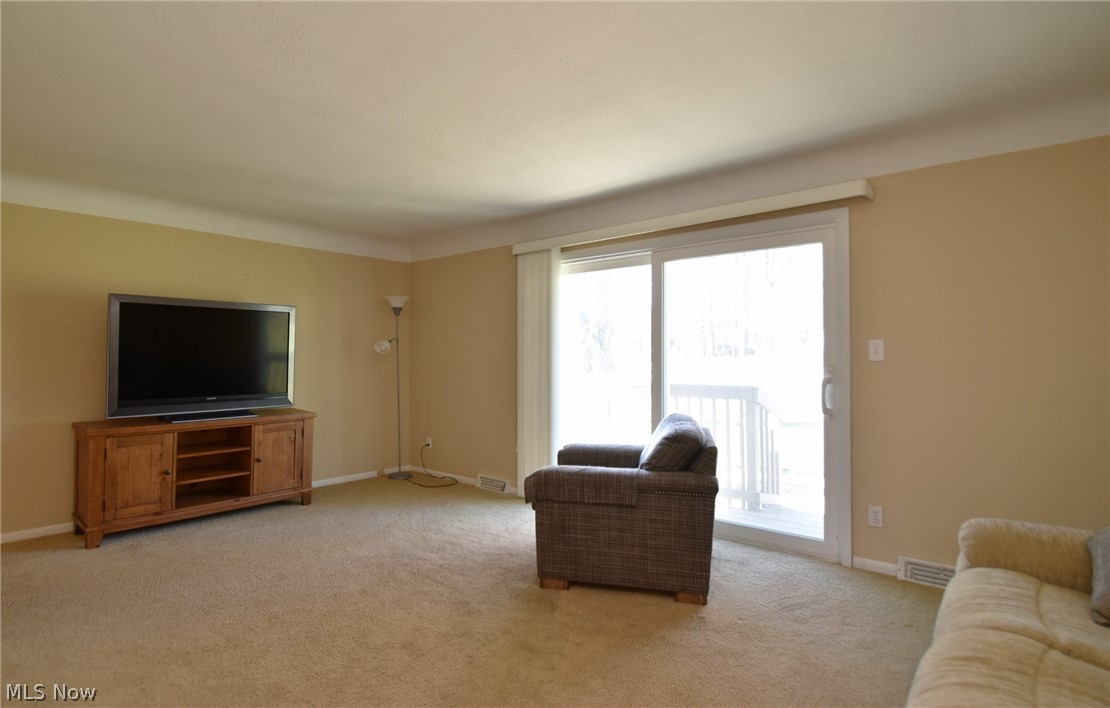 D Neros 09d 01 - Residential