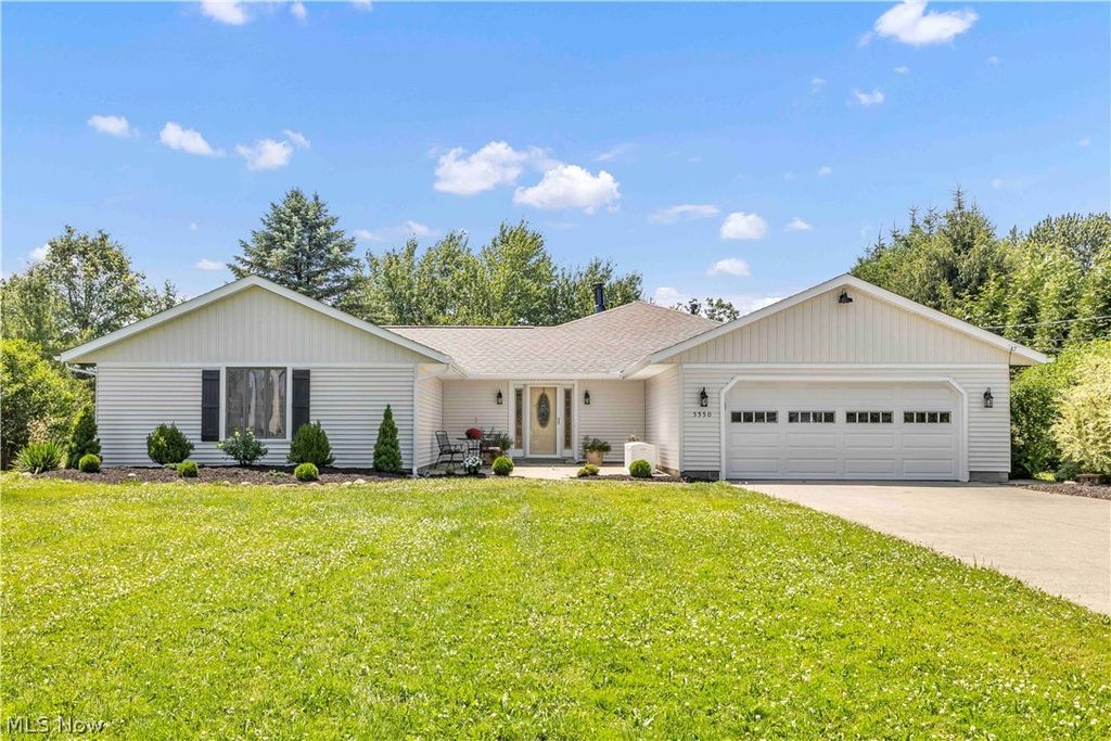 Photo of 5550 Avon Belden Road, North Ridgeville, OH 44039 (MLS # 5224329)
