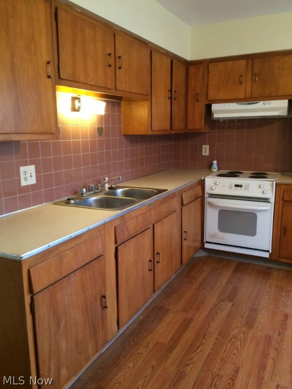 Beverly Park - Residential Lease