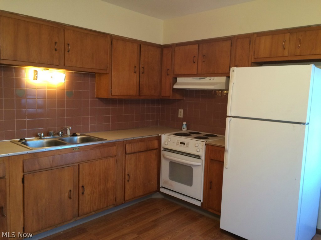 Beverly Park - Residential Lease