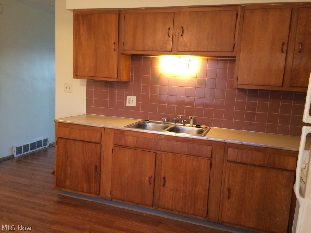 Beverly Park - Residential Lease