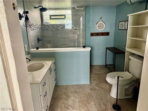 Tiny photo for 225 29th Street NW, Barberton, OH 44203 (MLS # 5214672)