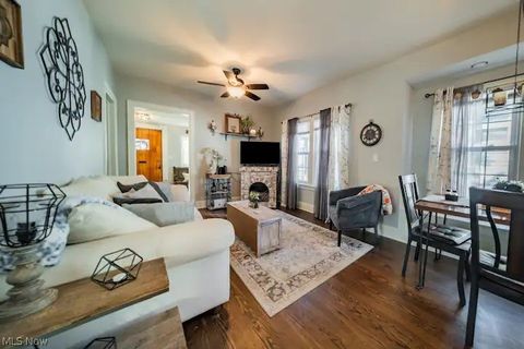 Tiny photo for 225 29th Street NW, Barberton, OH 44203 (MLS # 5214672)