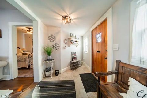 Tiny photo for 225 29th Street NW, Barberton, OH 44203 (MLS # 5214672)