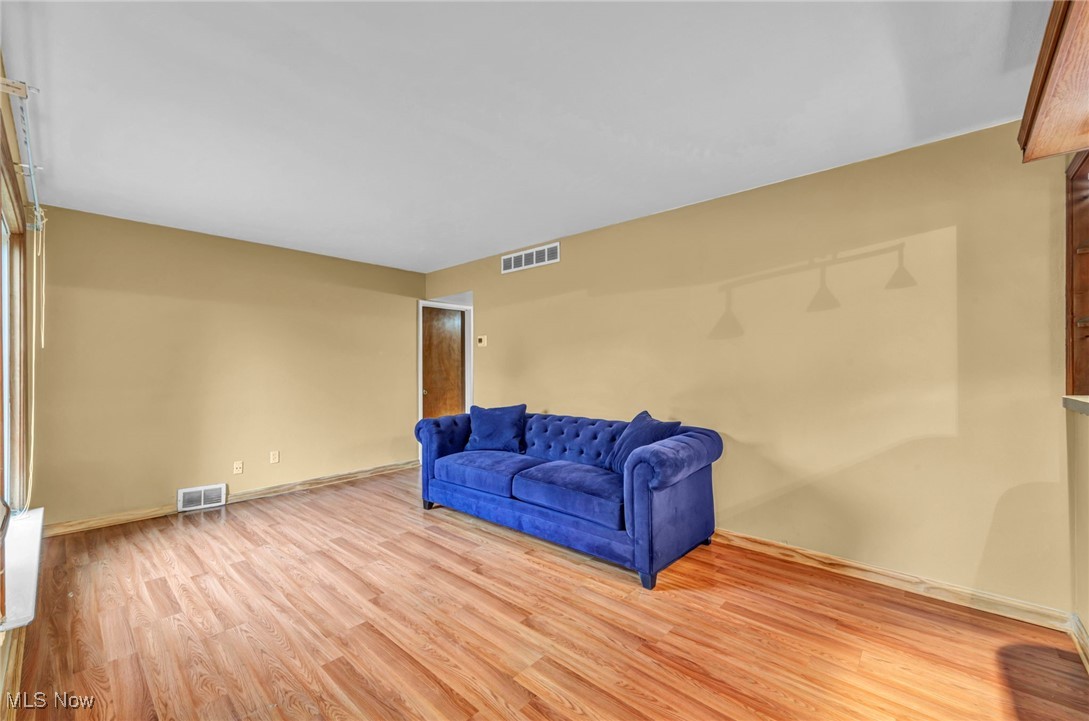 Associated Inv Cos Orchard Heights - Residential