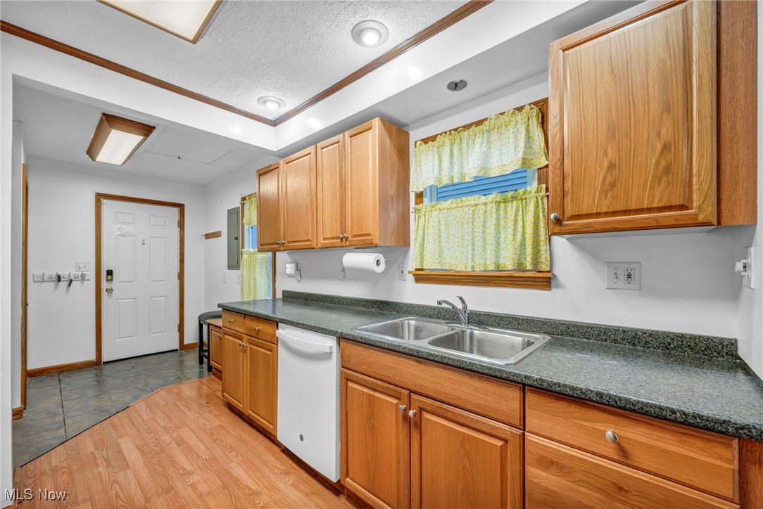 Associated Inv Cos Orchard Heights - Residential