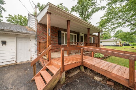 Tiny photo for 108 Fairlawn Avenue, Niles, OH 44446 (MLS # 5219786)