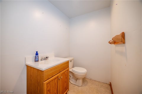 Tiny photo for 108 Fairlawn Avenue, Niles, OH 44446 (MLS # 5219786)