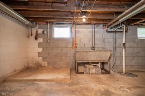 Tiny photo for 108 Fairlawn Avenue, Niles, OH 44446 (MLS # 5219786)
