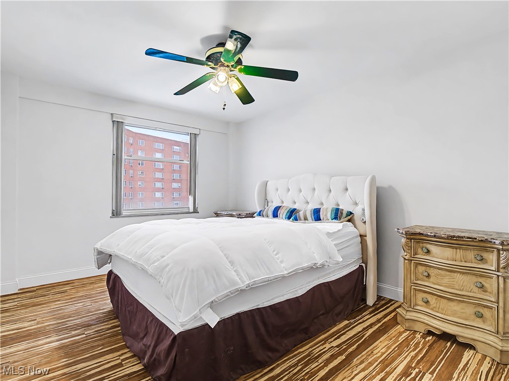 Lake House Condos - Residential