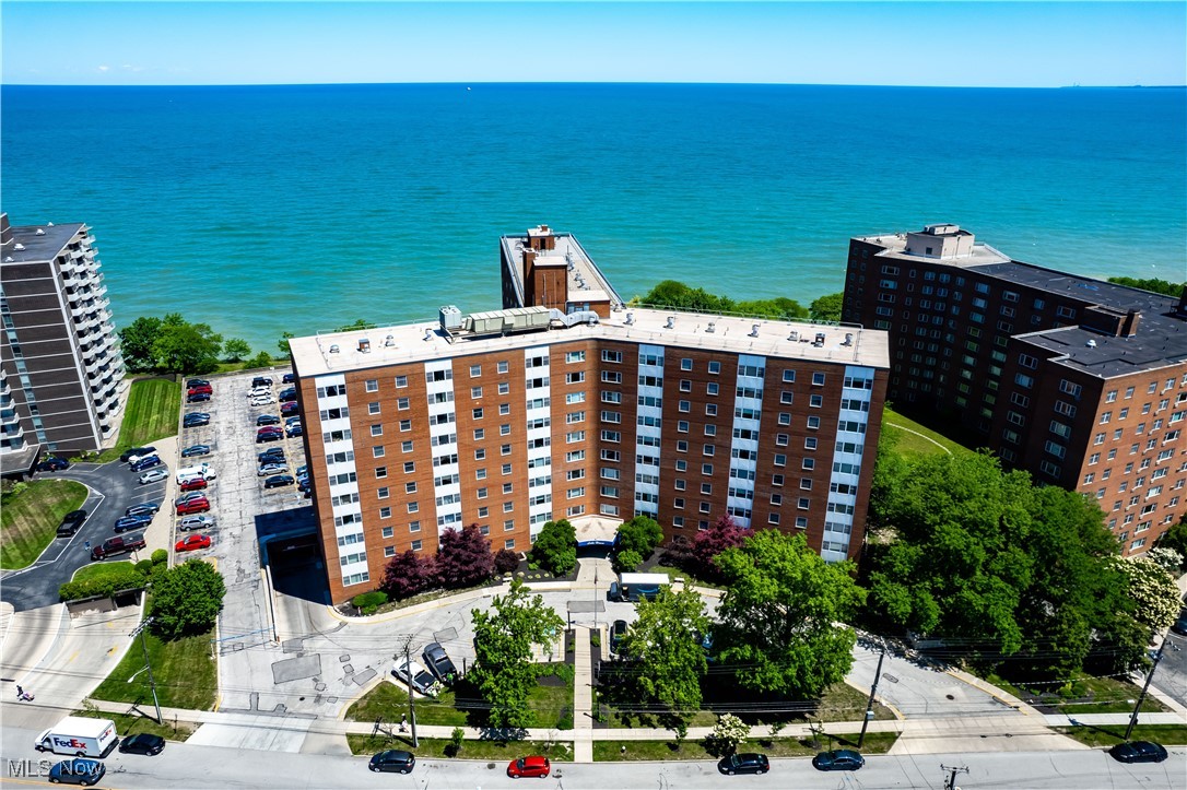 Lake House Condos - Residential