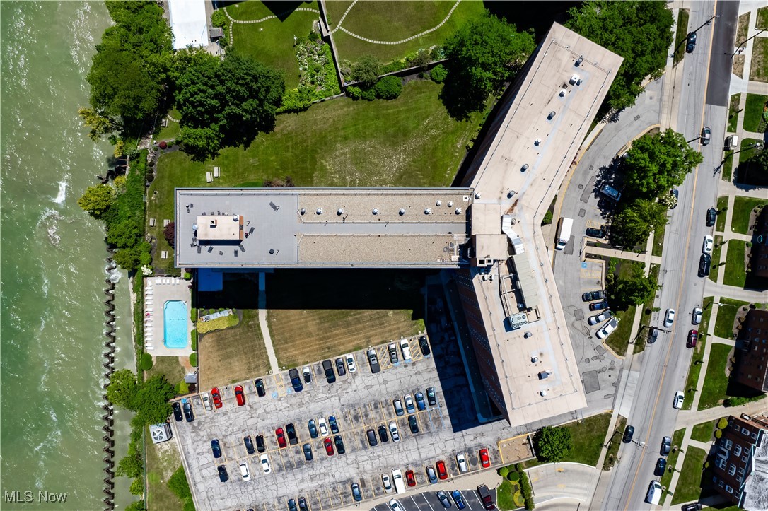 Lake House Condos - Residential