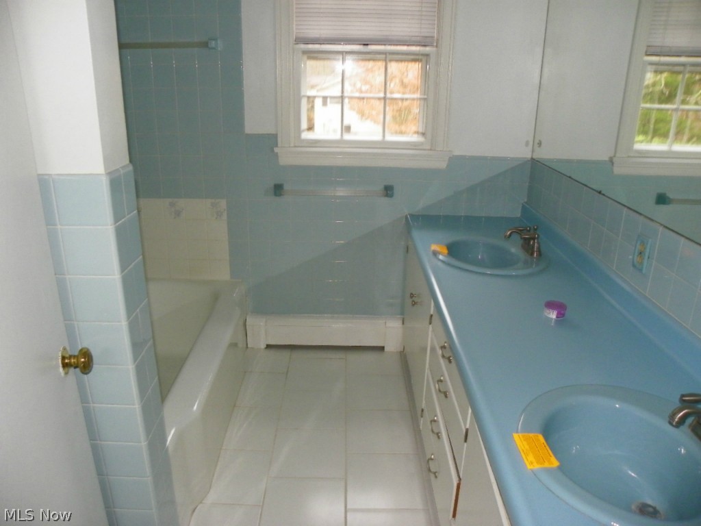 Lake Louise - Residential