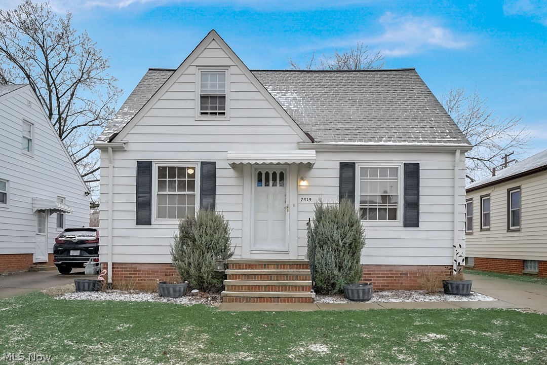 This Cleveland two-story home offers a one-car garage.