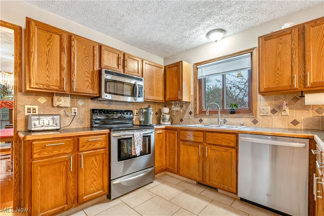 Deb San Nic Acres - Residential