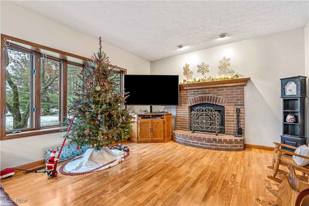 Deb San Nic Acres - Residential