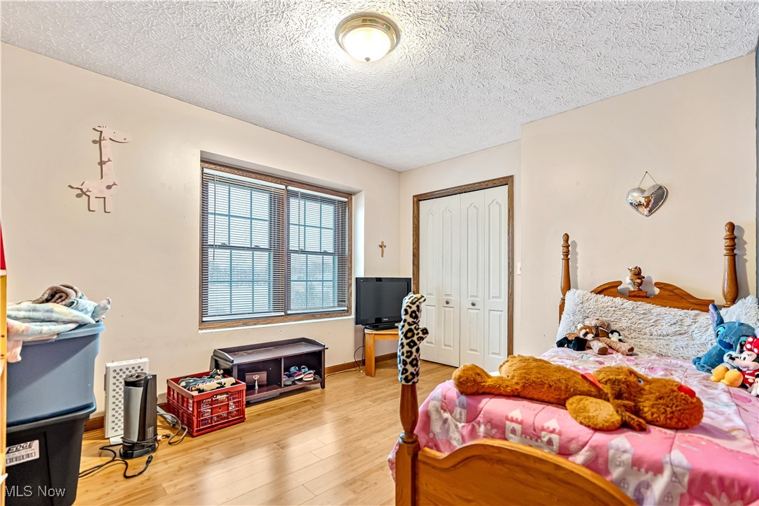 Deb San Nic Acres - Residential