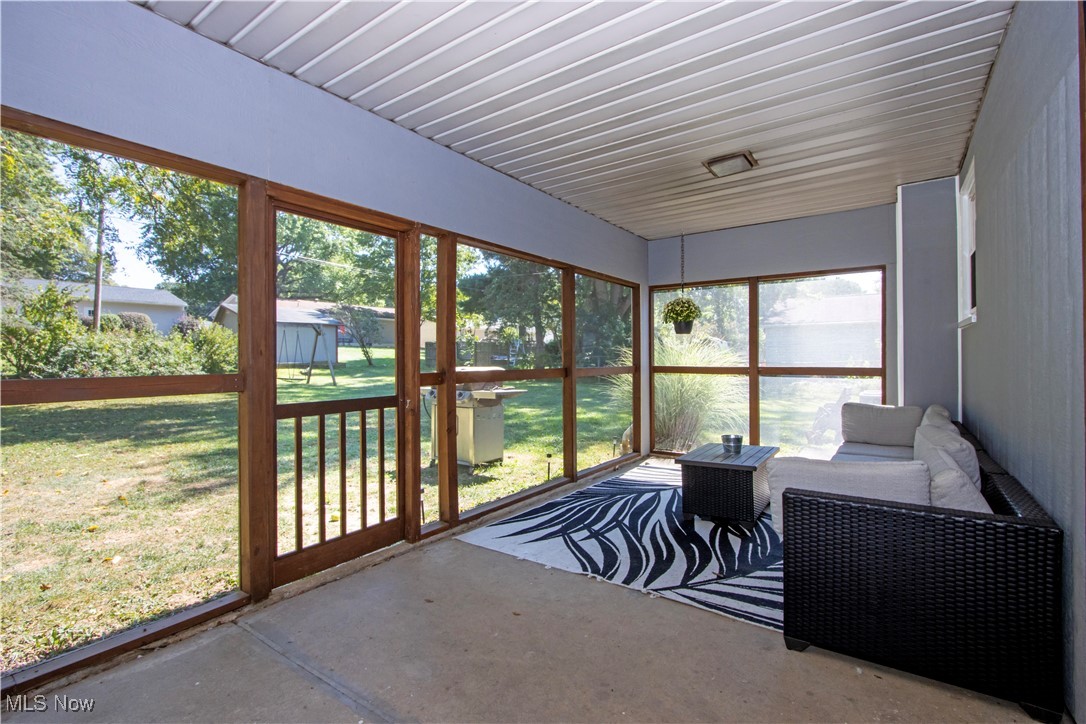 Wooster, Ohio 44691, United States, 3 Bedrooms Bedrooms, ,2 BathroomsBathrooms,Residential,Pending,203344