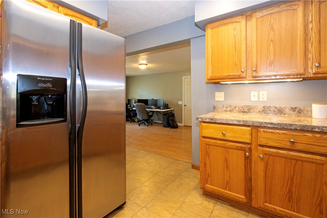 Wooster, Ohio 44691, United States, 3 Bedrooms Bedrooms, ,2 BathroomsBathrooms,Residential,Pending,203344