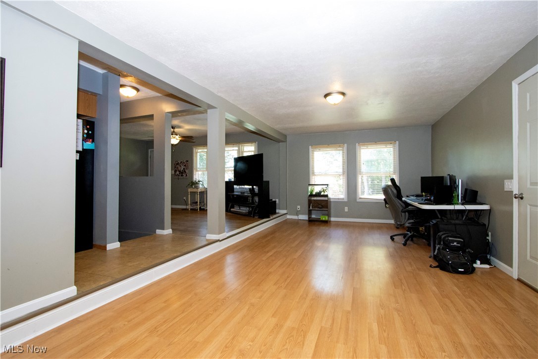 Wooster, Ohio 44691, United States, 3 Bedrooms Bedrooms, ,2 BathroomsBathrooms,Residential,Pending,203344