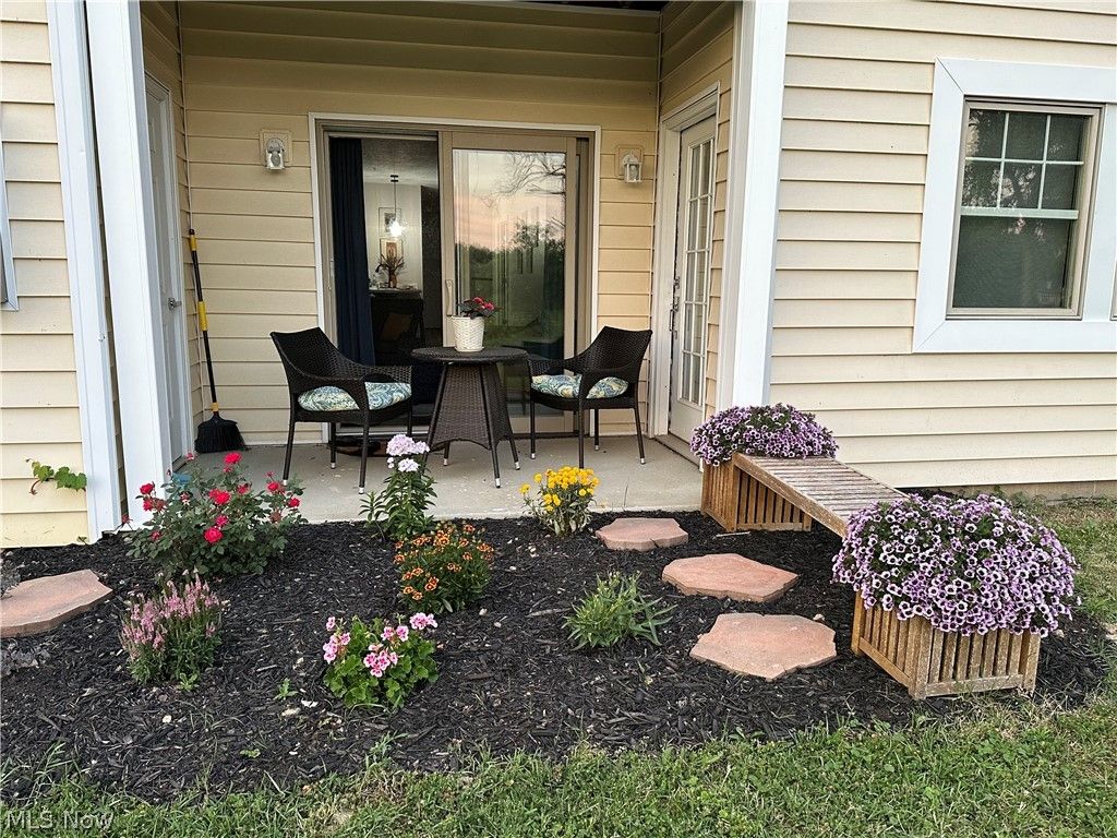 Photo of 5547 Beavercrest Drive #107, Lorain, OH 44053 (MLS # 5188335)