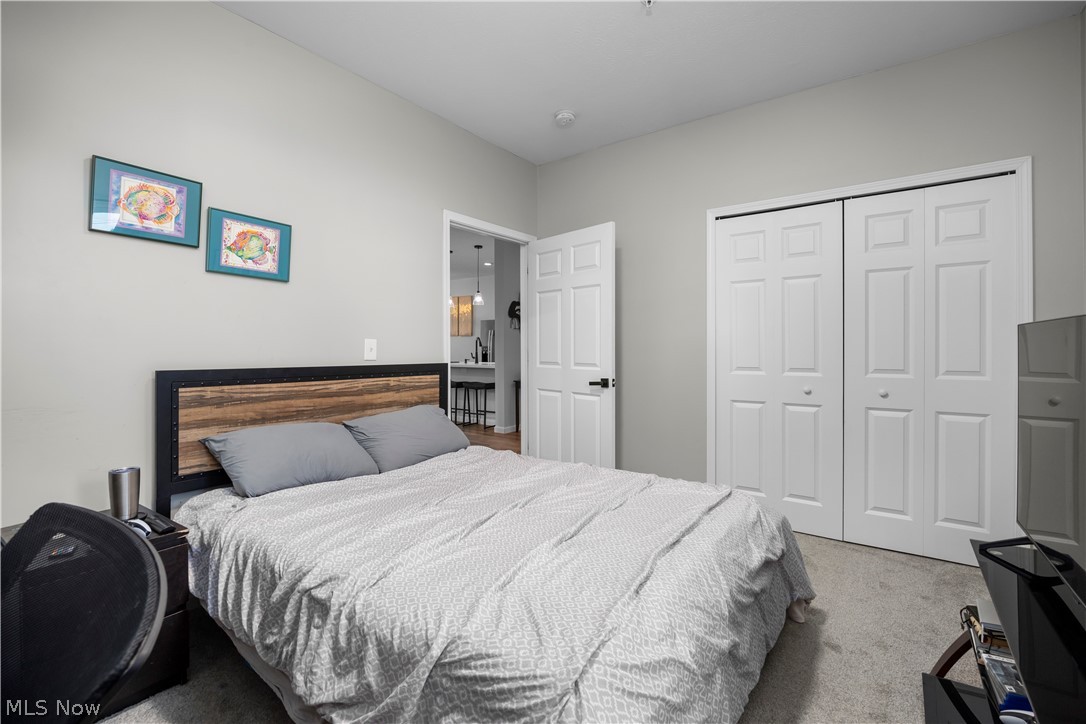 RESIDENCE ON THE GREEN - Residential