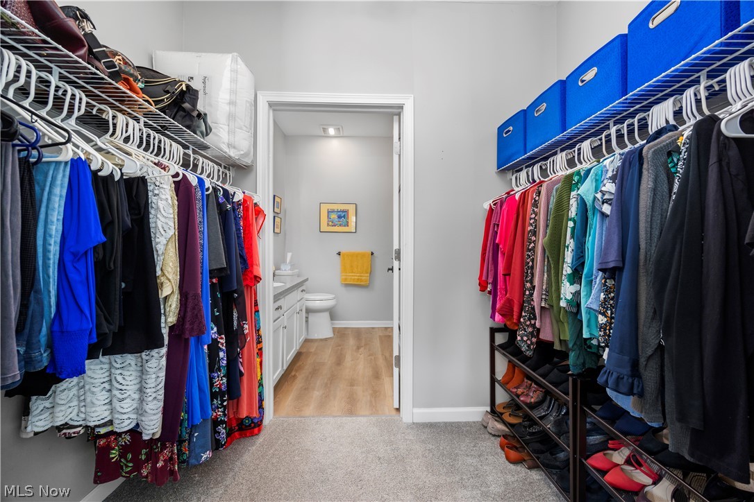 RESIDENCE ON THE GREEN - Residential