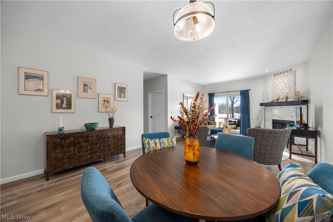 RESIDENCE ON THE GREEN - Residential