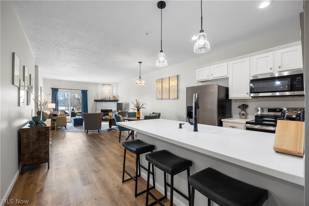 RESIDENCE ON THE GREEN - Residential