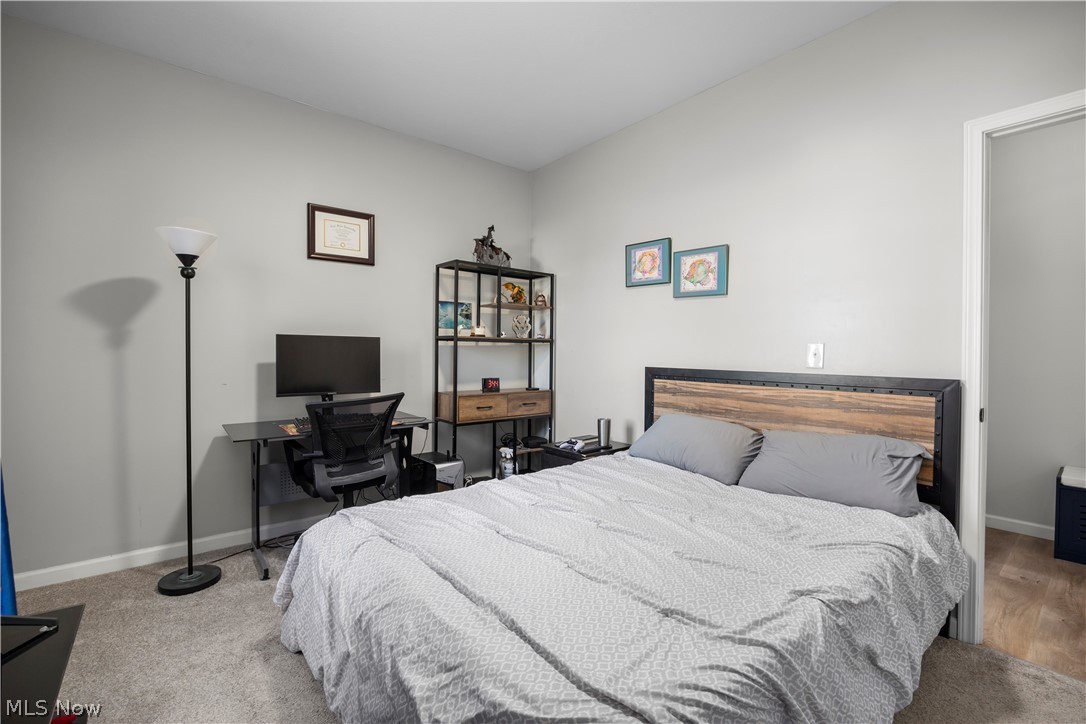 RESIDENCE ON THE GREEN - Residential