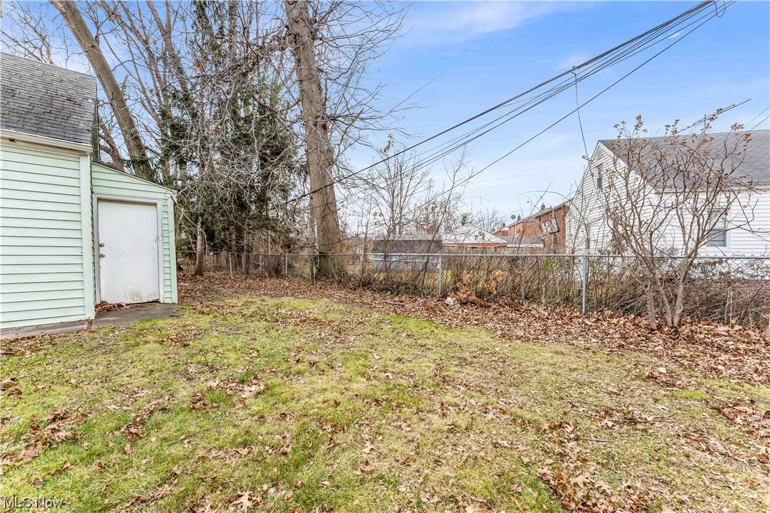 Idlewild-Beach-Pk 02 - Residential Lease