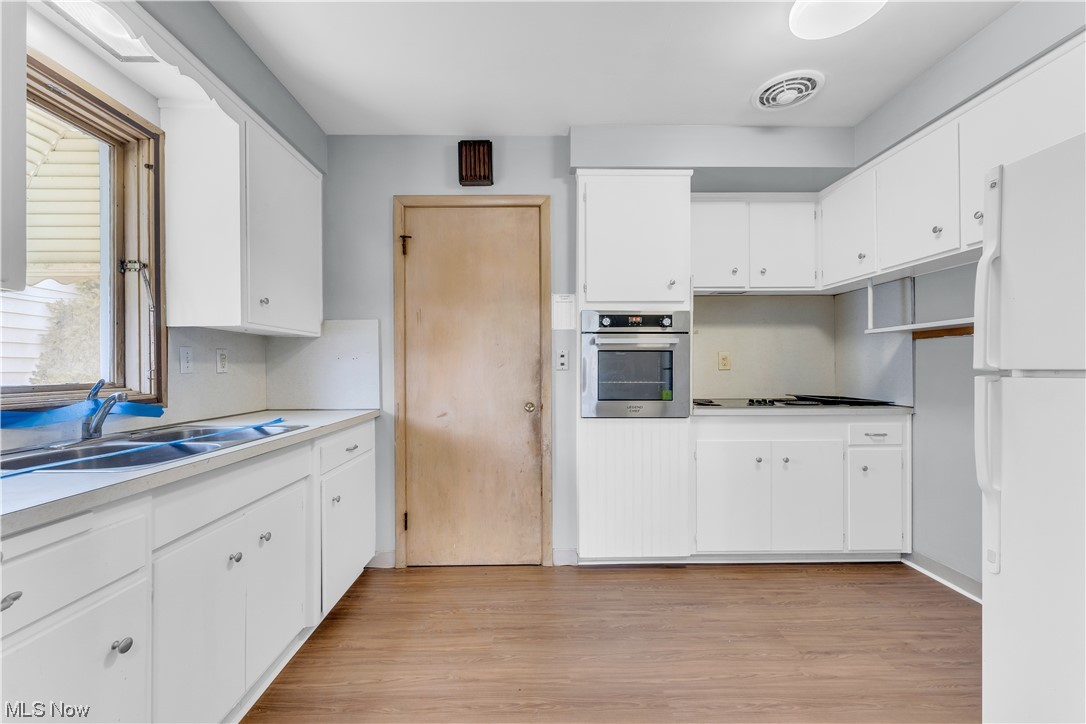 Idlewild-Beach-Pk 02 - Residential Lease