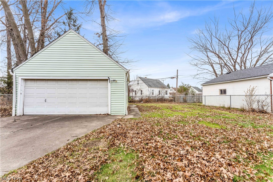 Idlewild-Beach-Pk 02 - Residential Lease