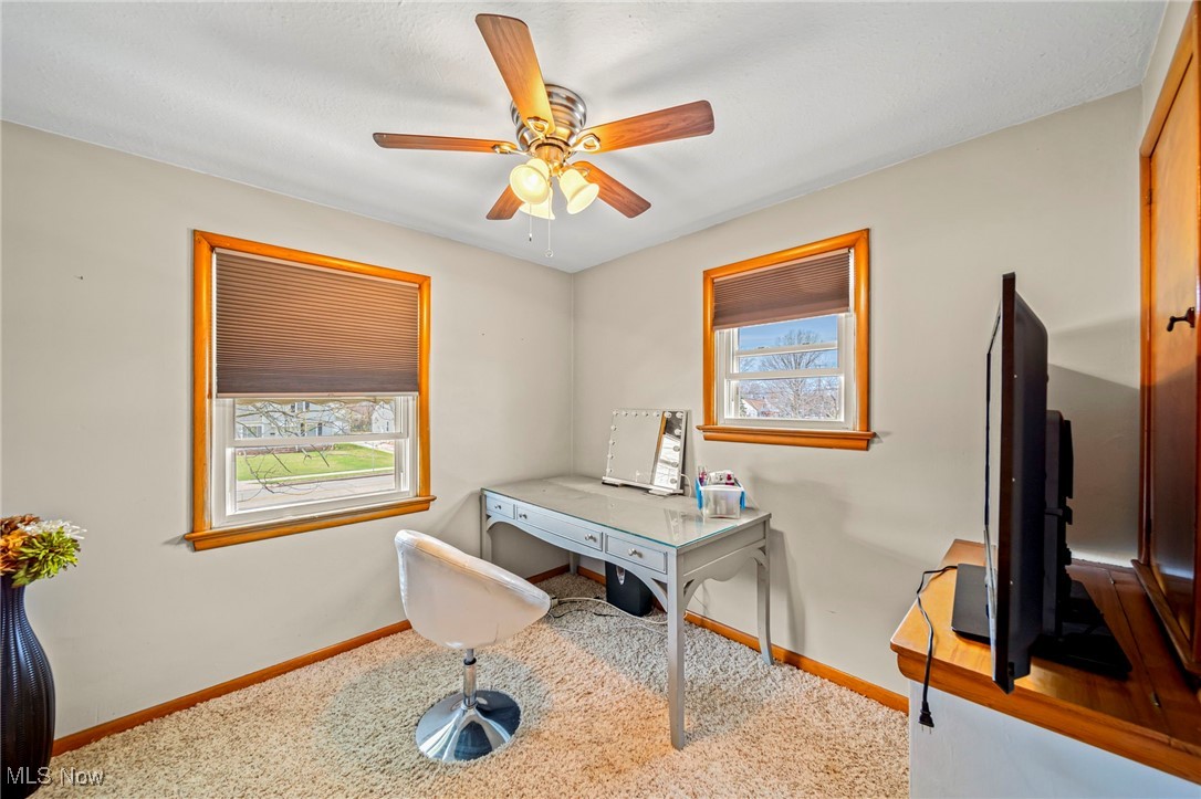 459 E 305th Street, Willowick, Ohio image 14