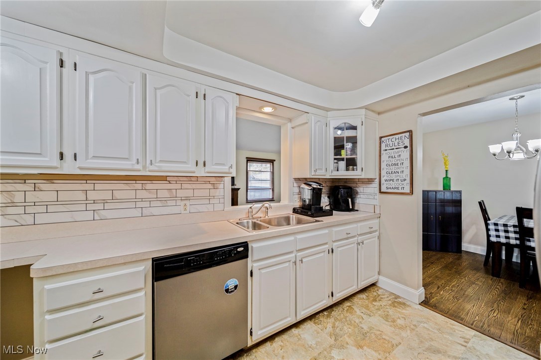 459 E 305th Street, Willowick, Ohio image 13
