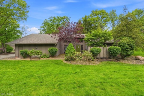 Condo For Sale - 420-9 Chandler Drive<br/> Aurora, OH 44202