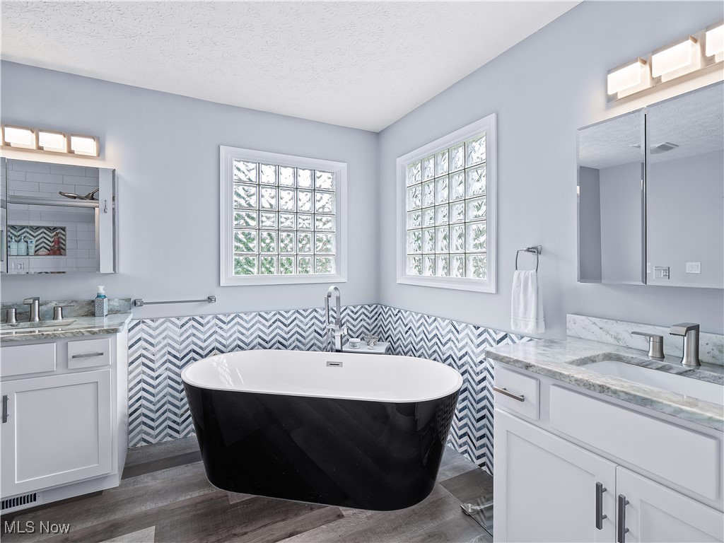 5273 Yellowstone Drive, Medina, Ohio image 17