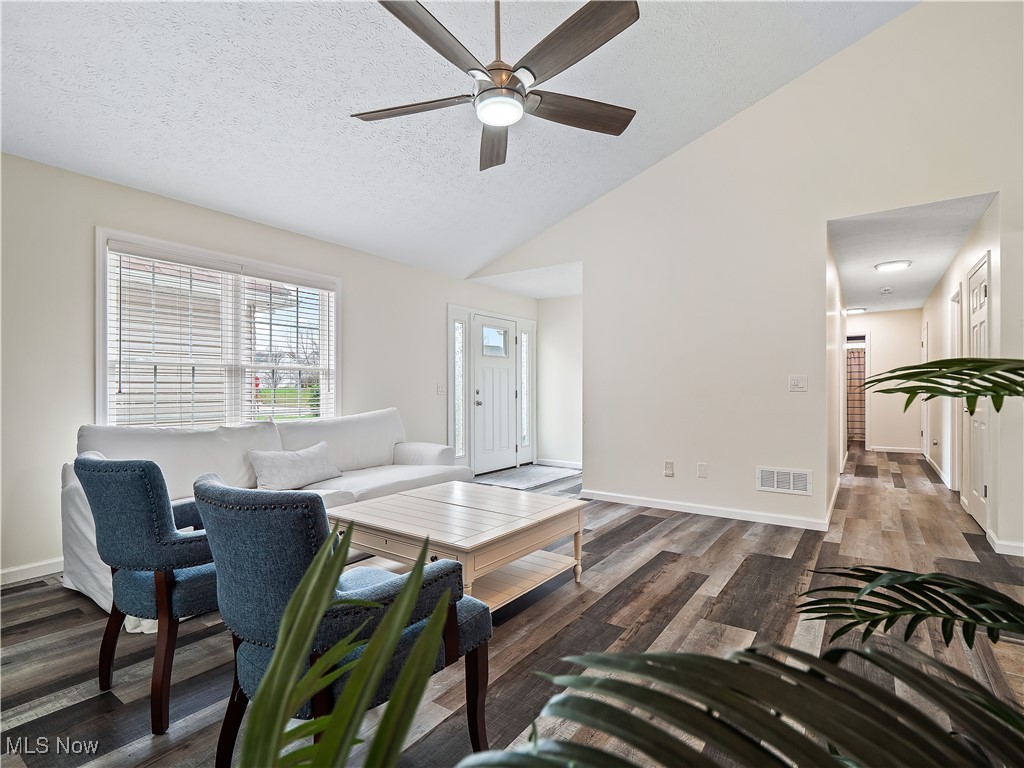 5273 Yellowstone Drive, Medina, Ohio image 6