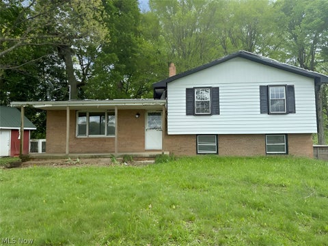 Homes For Sale - 31997 Georgetown Road<br/> Salem, OH 44460